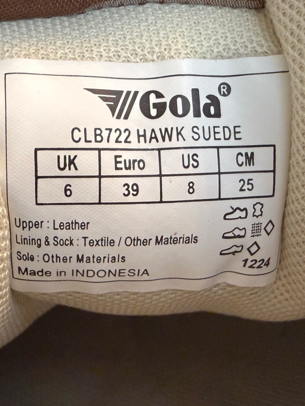 EUC GOLA
Exclusive Hawk Suede Sneakers
Color TOBACCO/OFF WHITE
Size US 8 EURO 39 - Picture 10 of 11